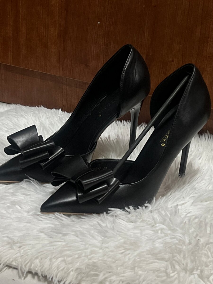 Escarpins Noirs Élégants