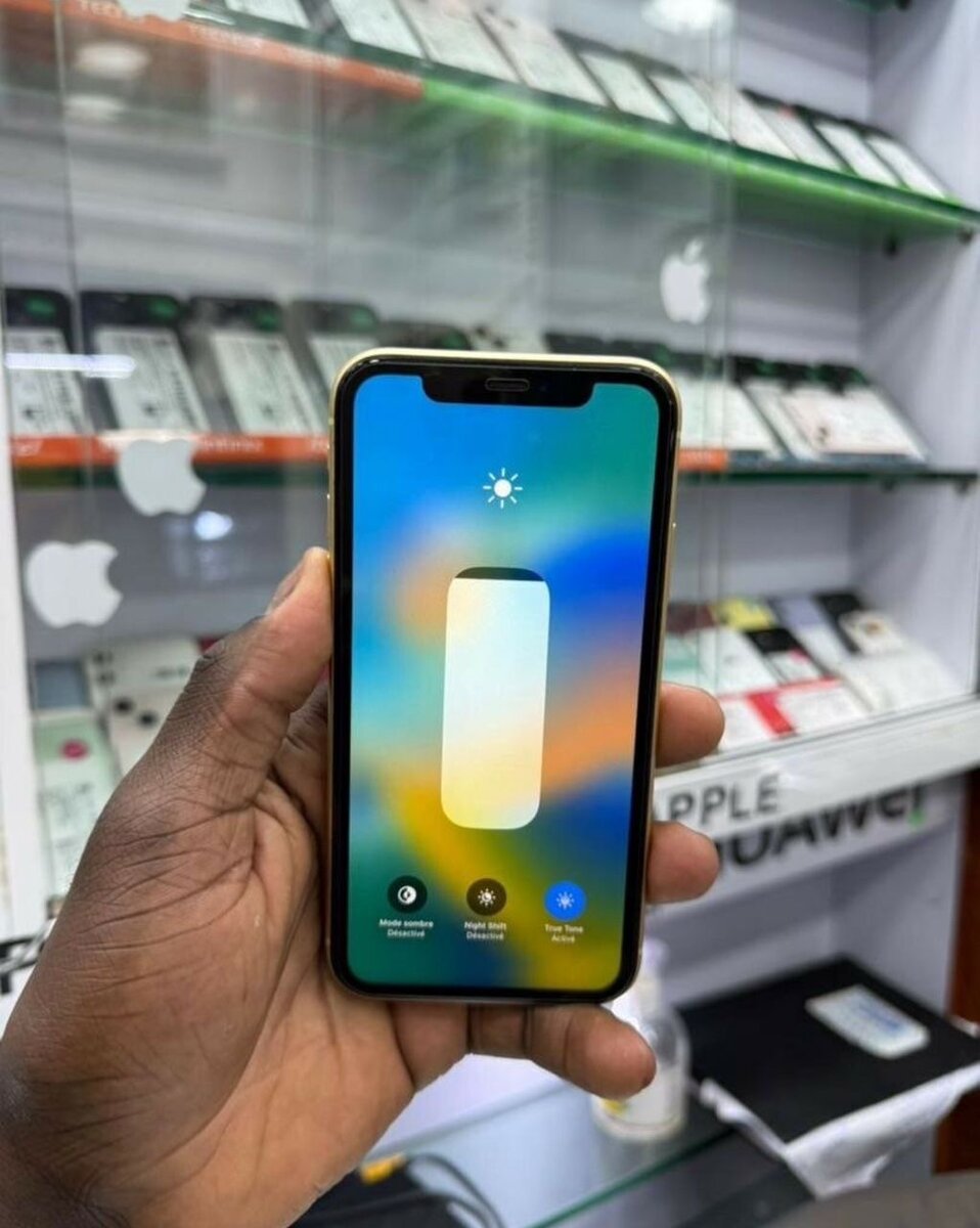 iPhone XR 64GB Jaune