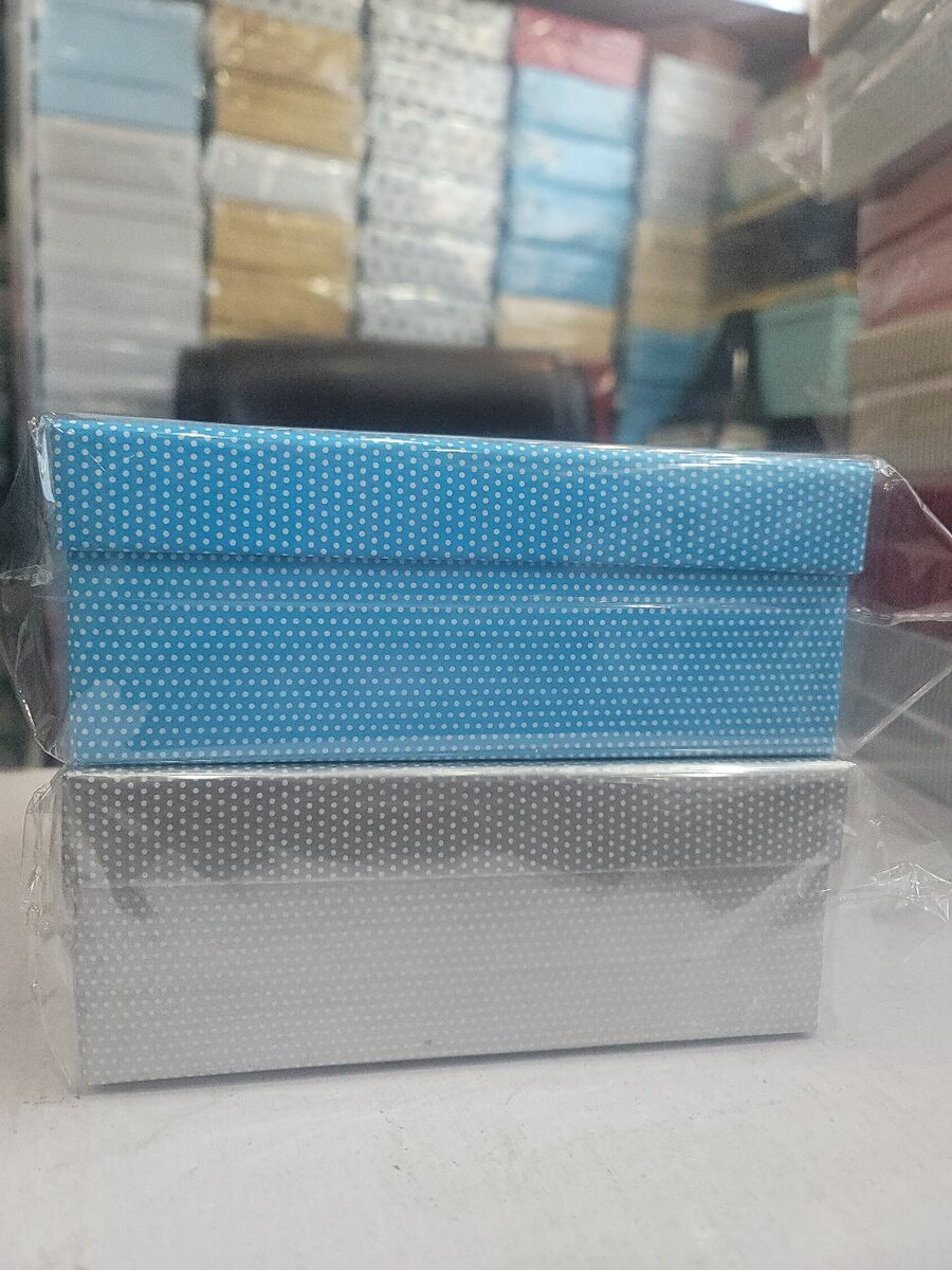 Gift boxes / suit boxes / birthday surprise gift box/wedding