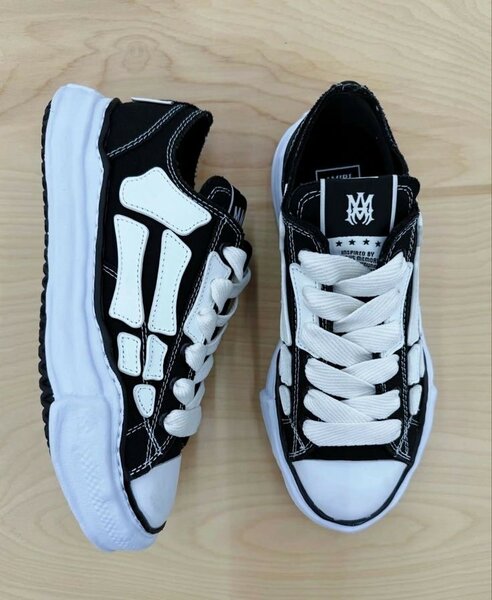 maison mihara yasuhiro sneaker