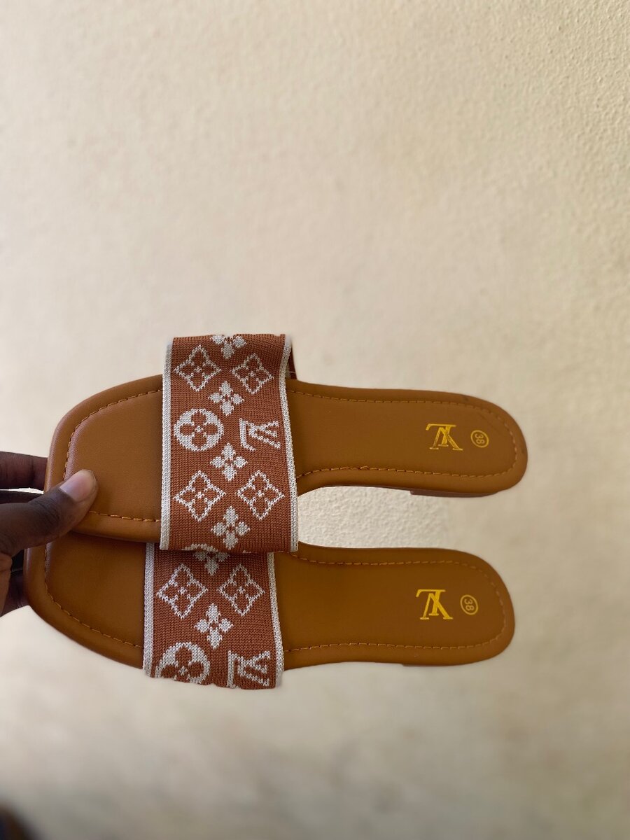 Chaussons élégants pour femmes