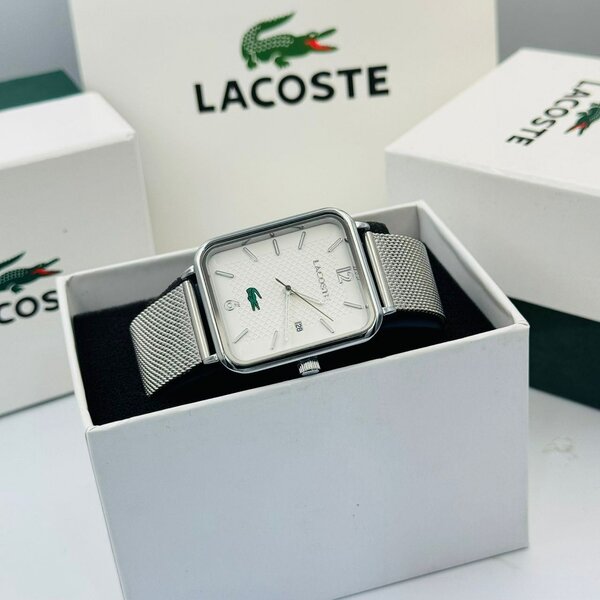 Montre Carrée  Lacoste