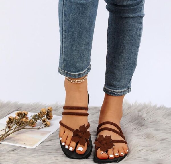 Women Slippers Outdoor Light Weight Cool Shoes Ladies Flat