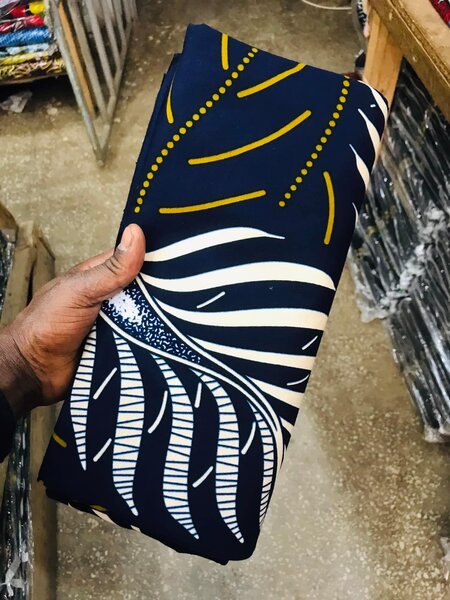 Fabric with a  print of 6 meters 