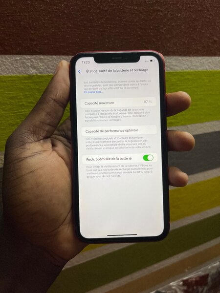 iPhone 11 rouge 64gb