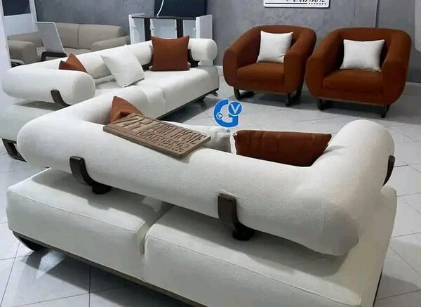 Canapé et fauteuils modernes