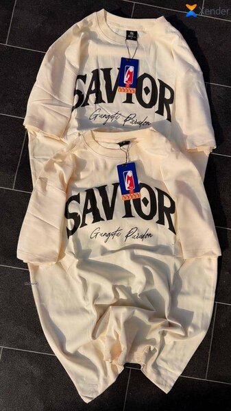 T-shirts graphiques tendance