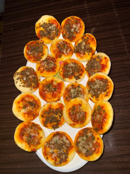 Mini pizzas variées et quiche