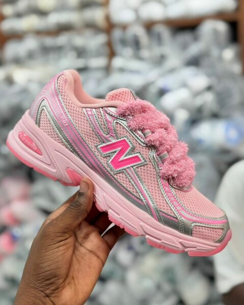 Baskets Rose Moderne Femme