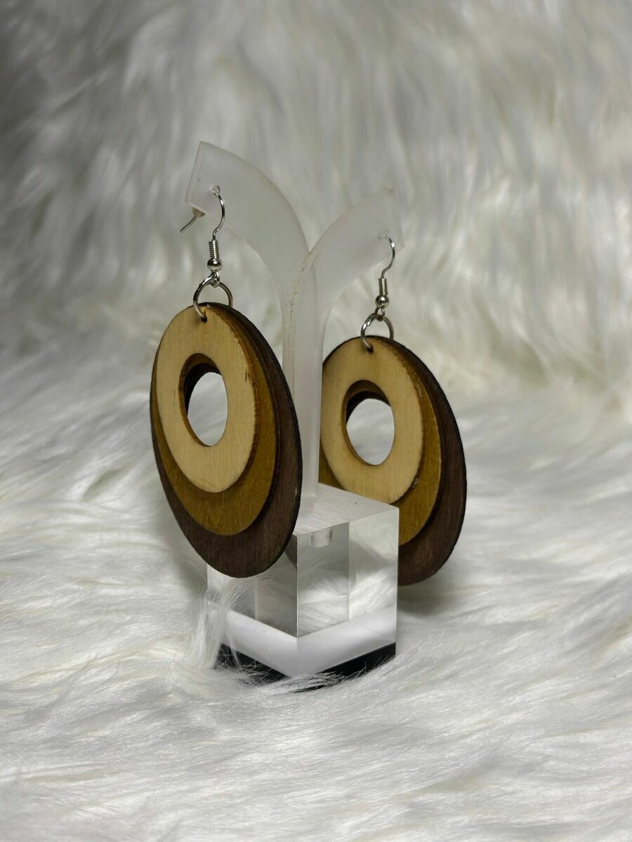 Boucles d'oreilles en bois élégantes