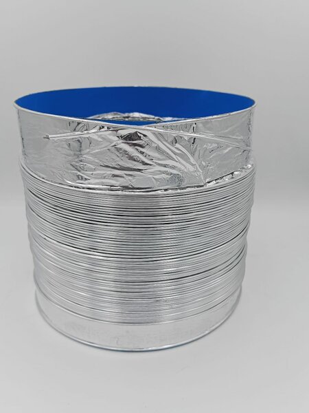 Hood air ventilation pipe