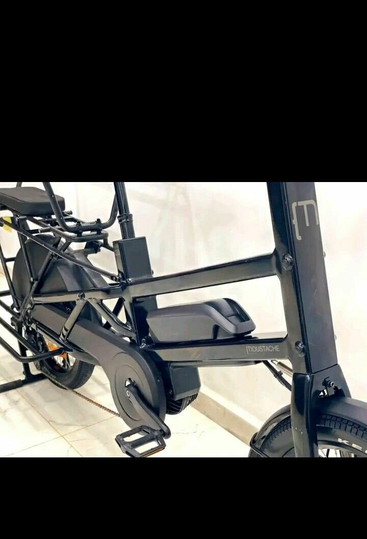Vélo cargo électrique pliable