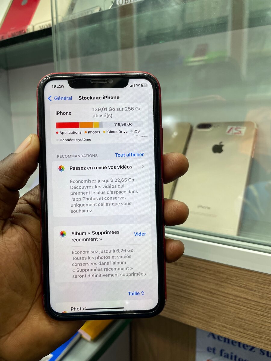 iPhone 11 simple 256giga tout passe