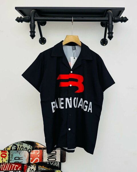 VARSITY T-SHIRT