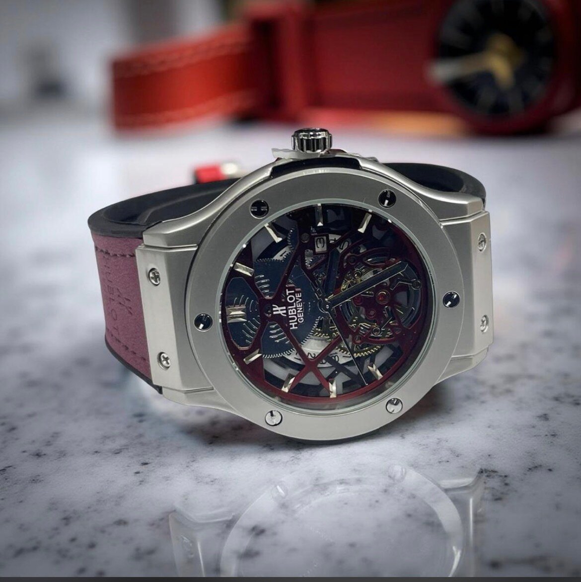 Montre squelette luxe homme