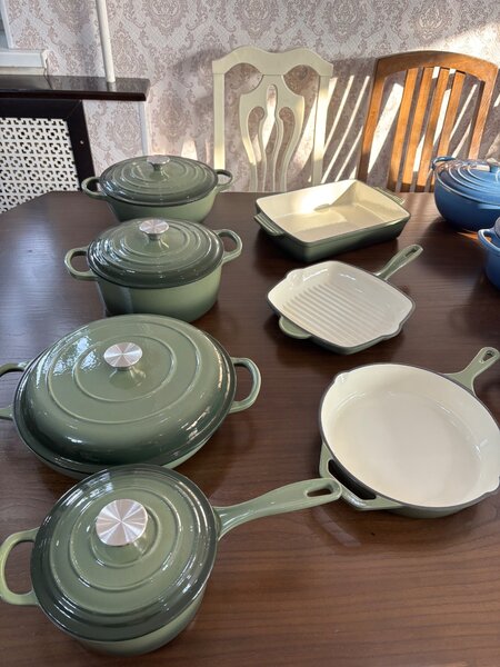 Чугунные посуды