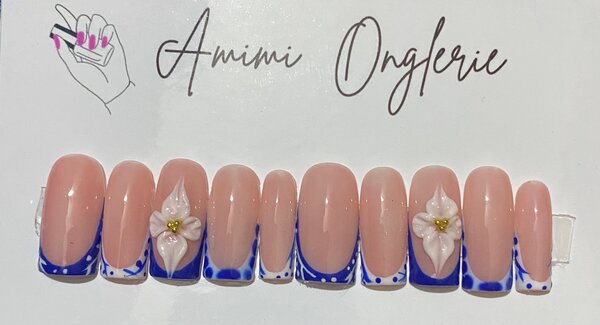 Faux ongles floraux élégants