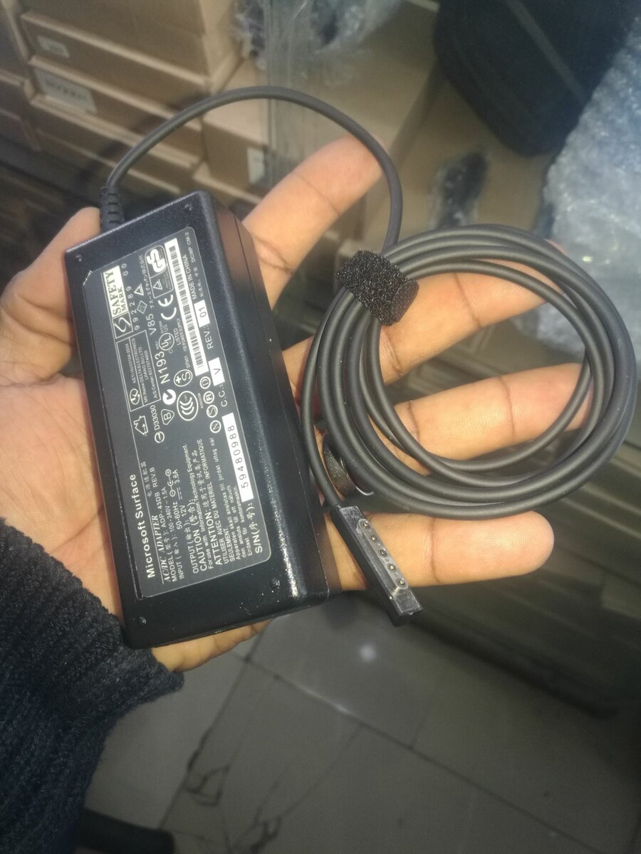 SURFACE PRO 15V AND 12V