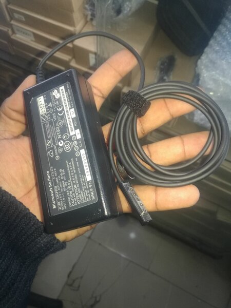 SURFACE PRO 15V AND 12V