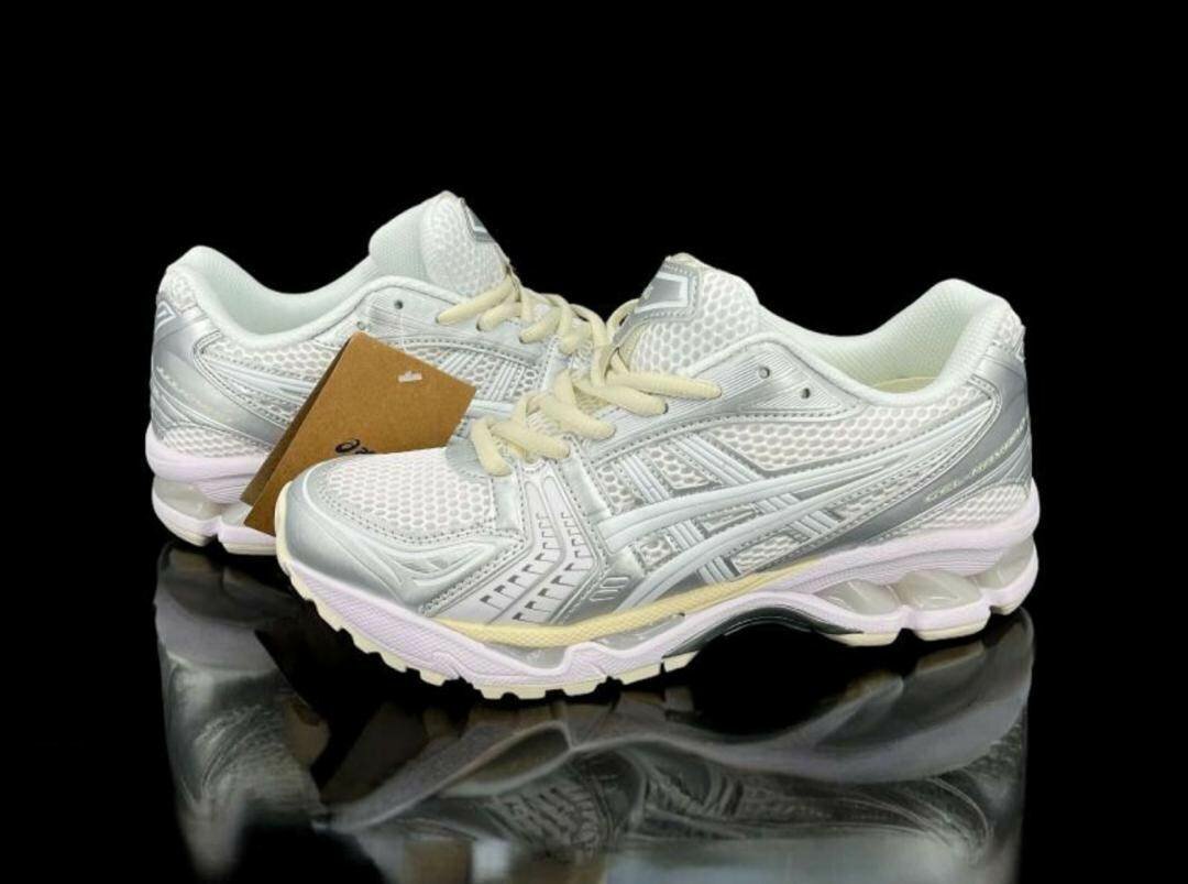 ASICS Baskets Running Blanches