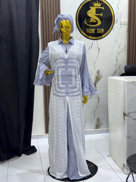 Robe élégante en dentelle