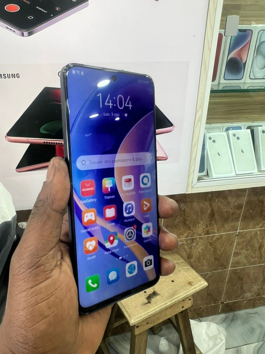 Huawei Nova Y90 Smartphone