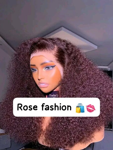 Perruque Bouclée Naturelle