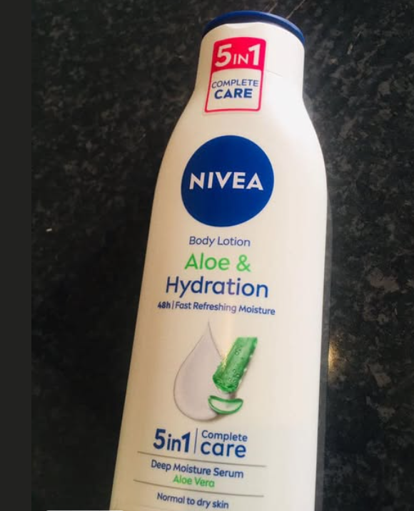 NIVEA Aloe & Hydration Body Lotion 