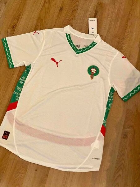 Maillots de football authentiques