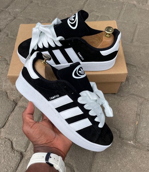 Baskets décontractées noires blanches