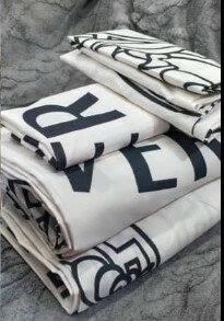 Beautiful and high quality bedsheets multicolor