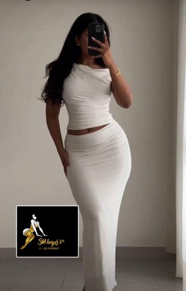 Robe Maxi Blanche Élégante