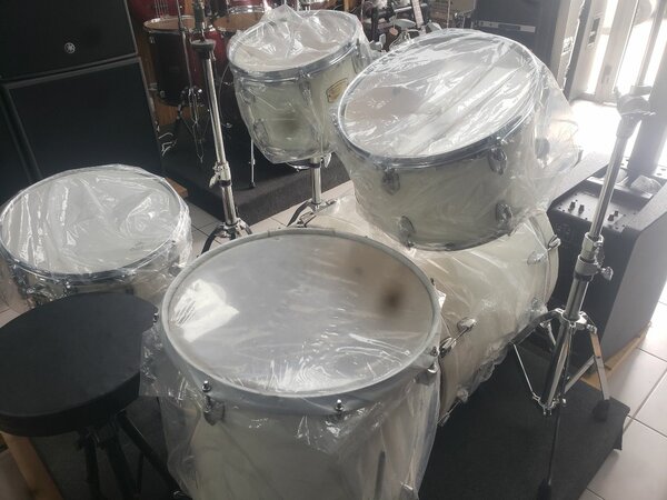 Professional Drum Set