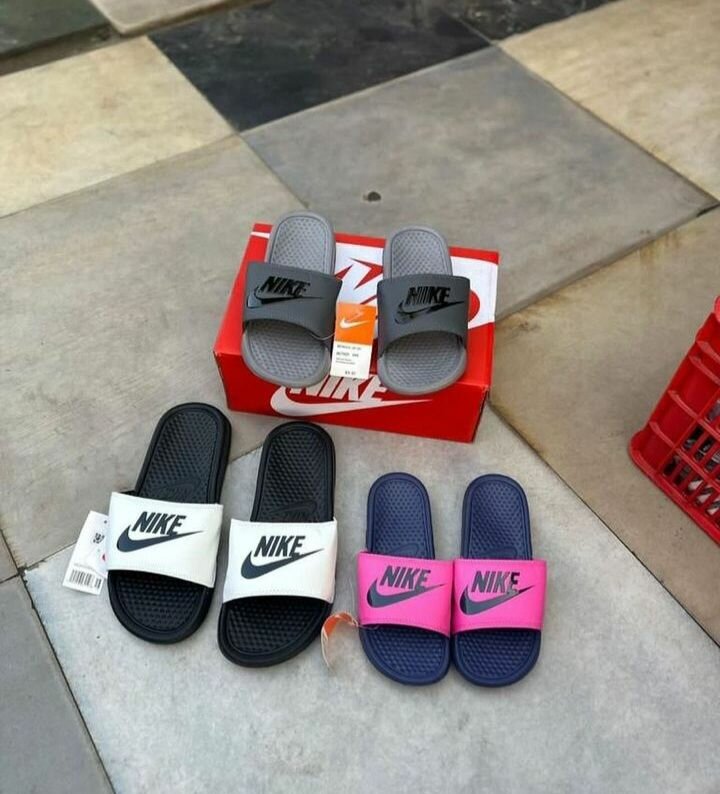 NIKE BENASSI ( white 'Black 'Blue-black and Red)