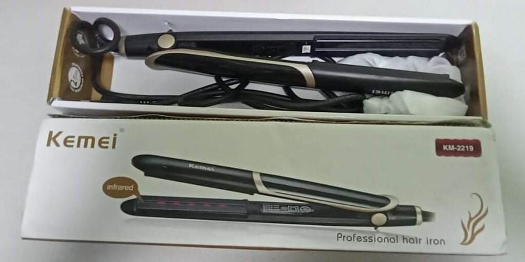 Hair straightener