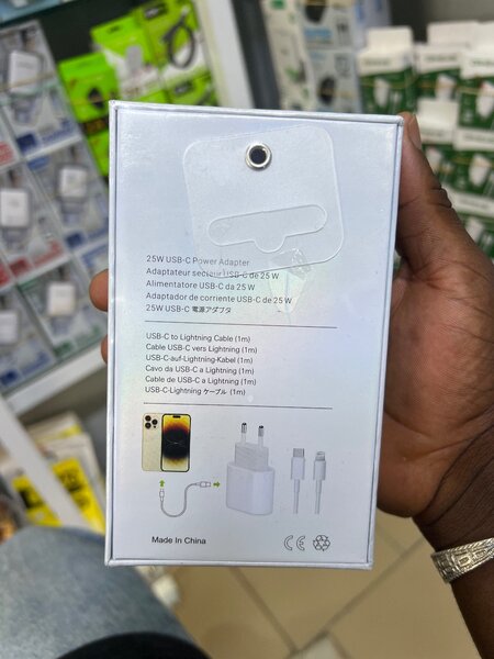 25W USB-C Power Adapter