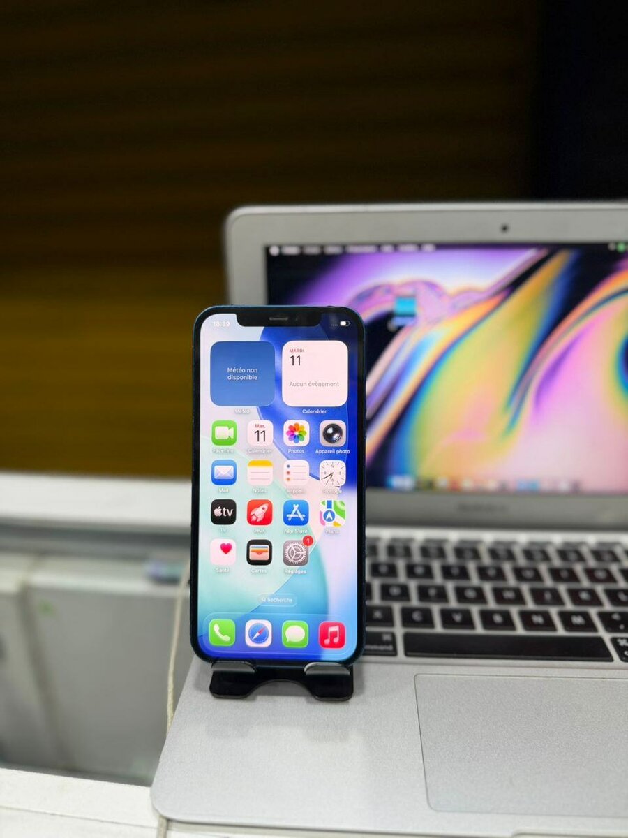 iPhone 12 64GB 2nd main