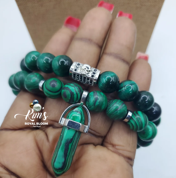 Bracelet with beaded gemstones