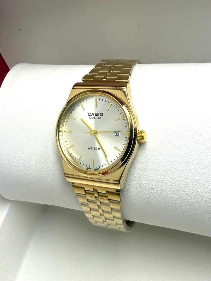 Montre Casio Dorée authentique