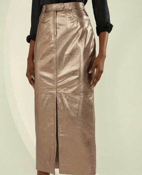 Jupe droite dorée élégante