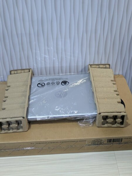 Ordinateur Portable HP 13gen