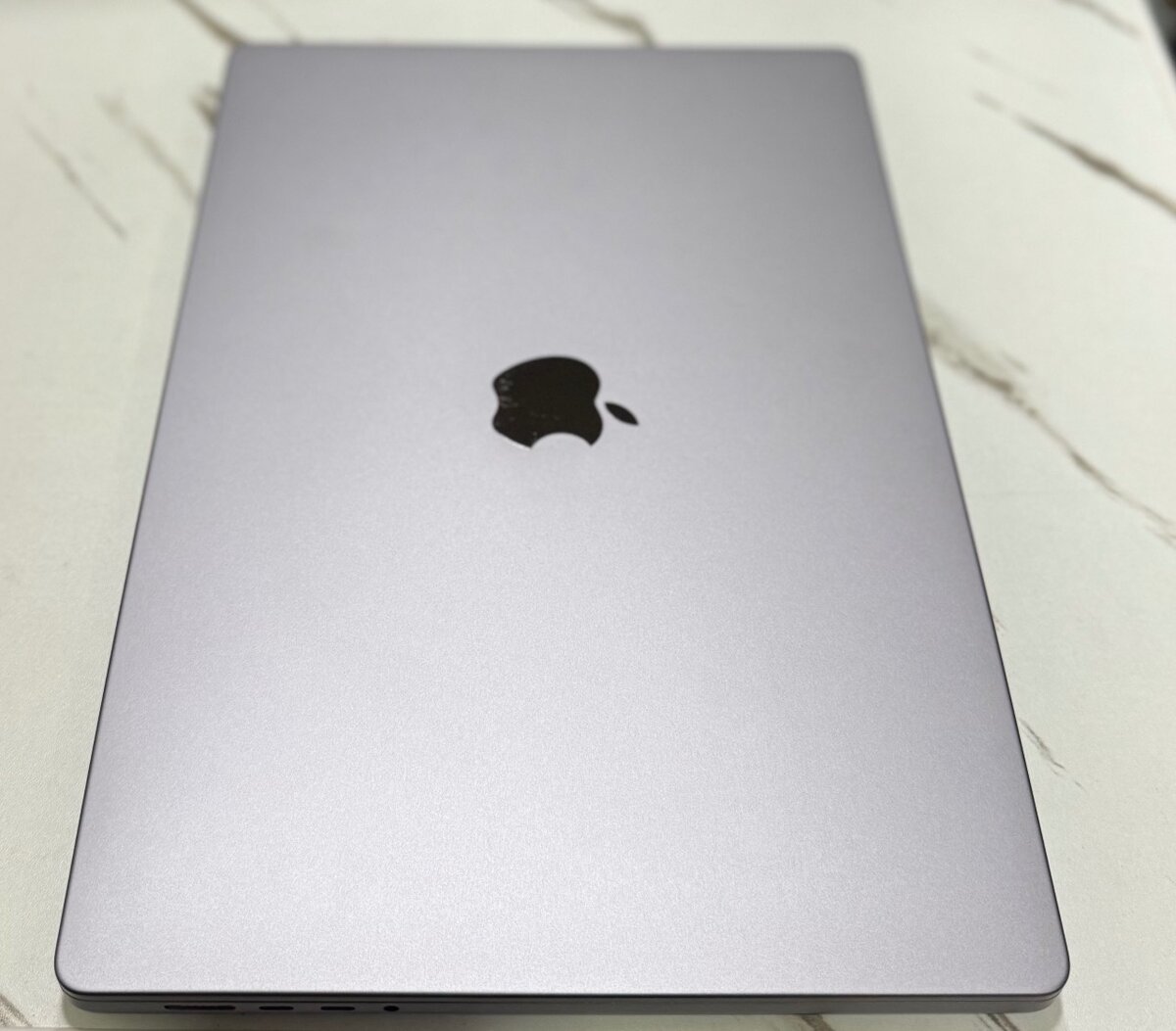macbook m2 pro 2023