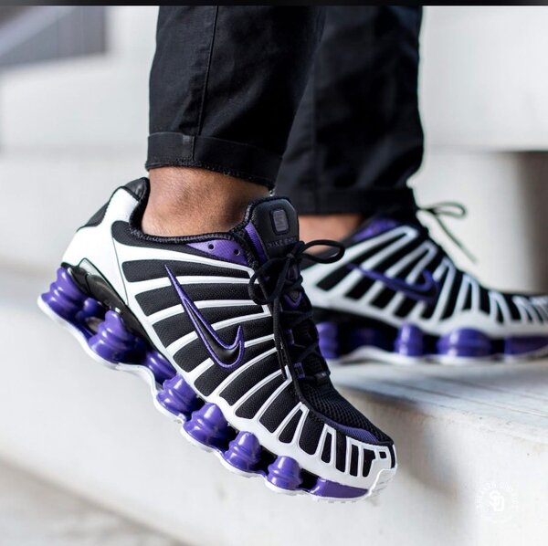 Baskets Nike à ressorts