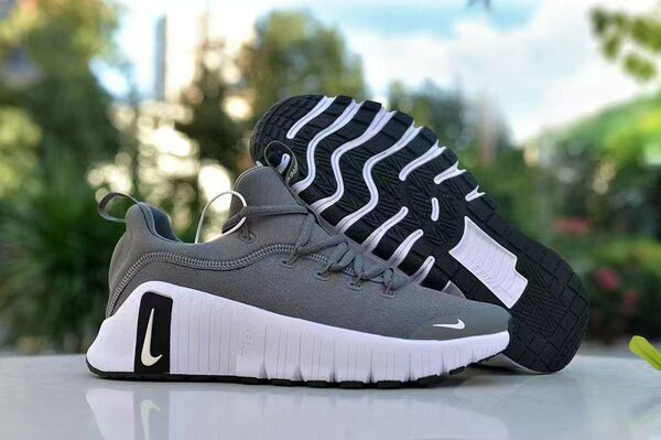 Nike Performance Free Metcon 6
