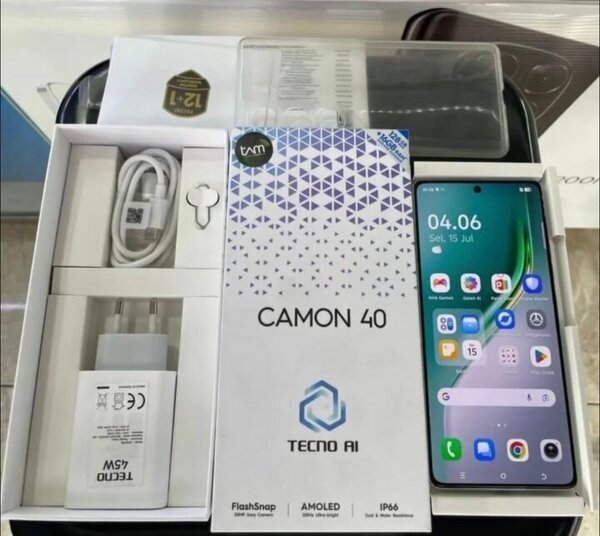 Smartphone Tecno Camon 40 AMOLED