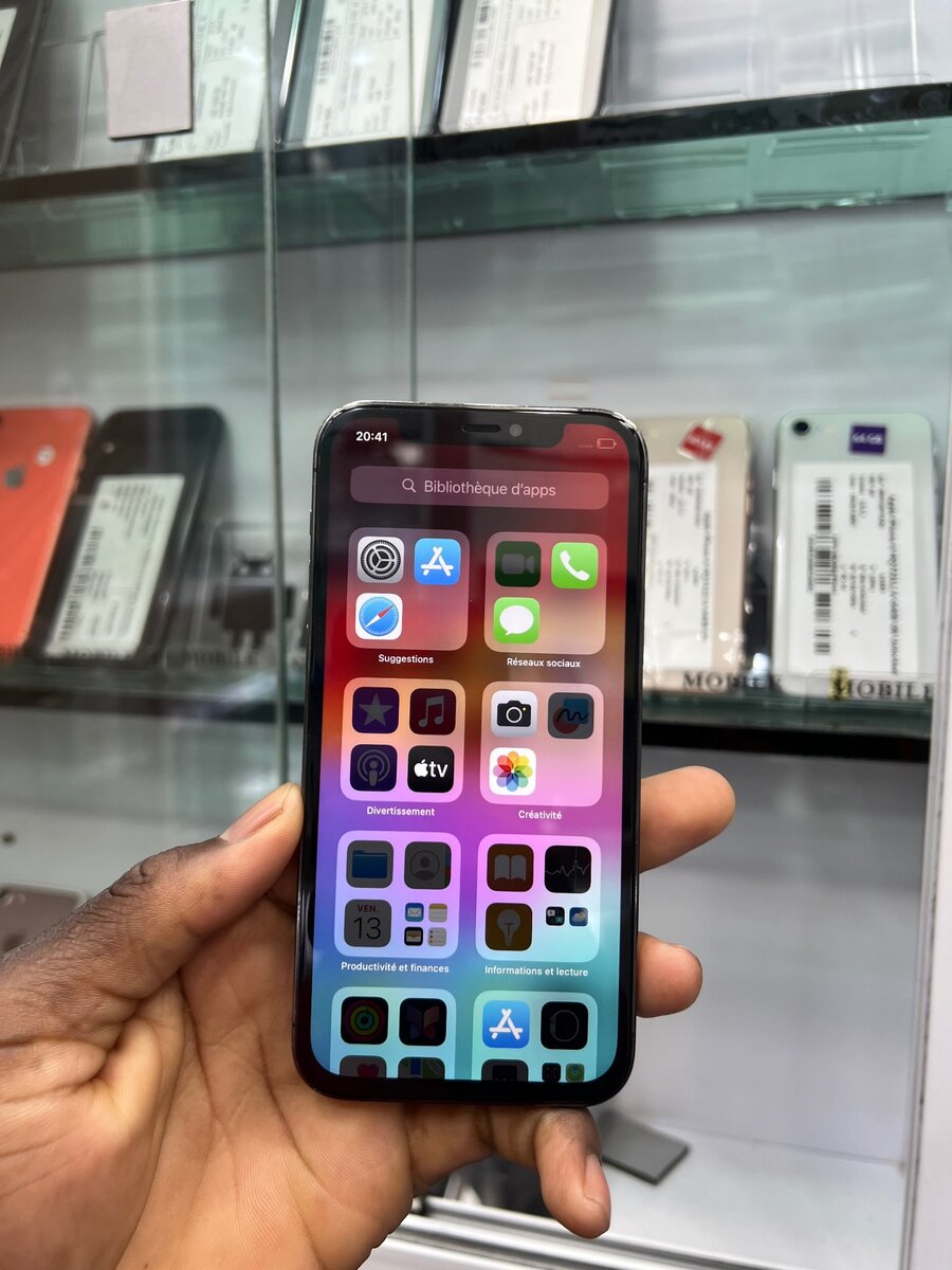 iPhone 12 Pro 256go tout passe disponible