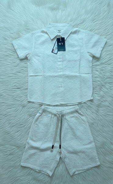 Ensemble blanc pour enfant