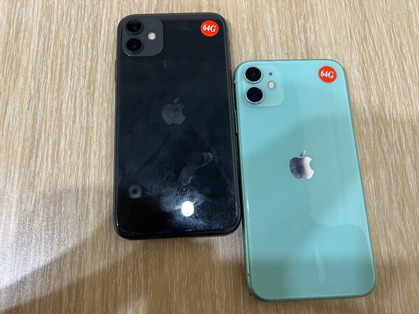 iPhone 11