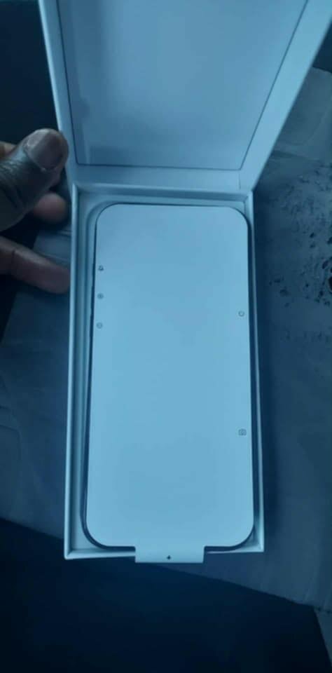 iPhone 16pro max 1To noir