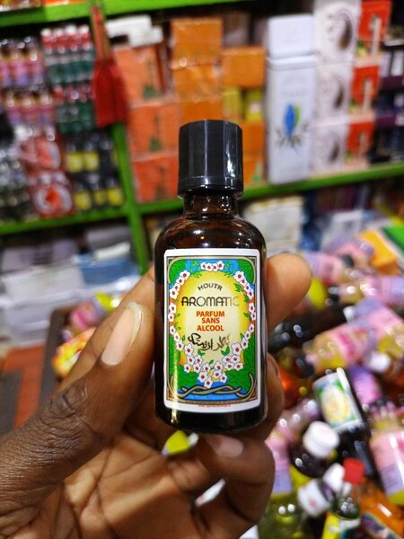 Parfum Houtr Aromatic